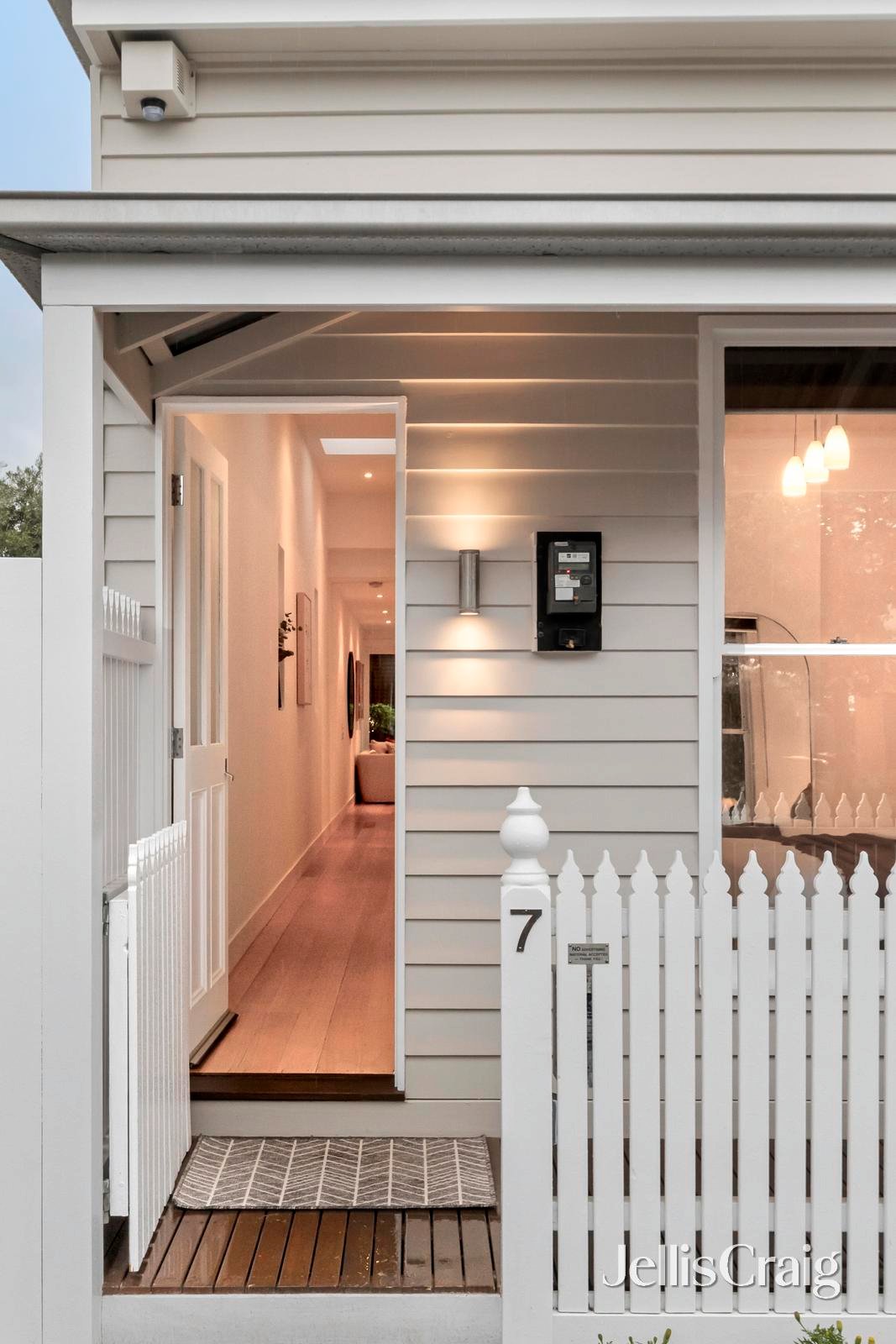 7 Young Street, Albert&nbsp;Park image 20