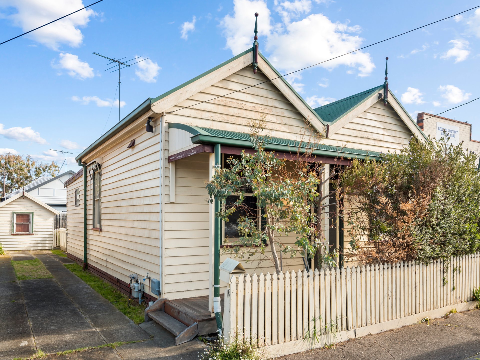 7 Yuille Street, Geelong West image 1