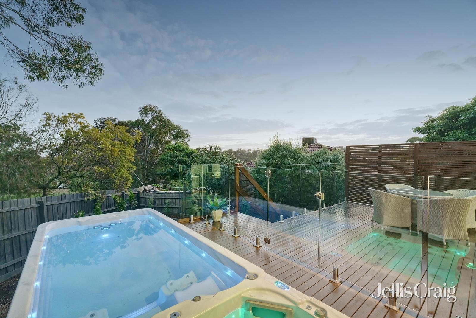 7 Yurana Court, St Helena image 2