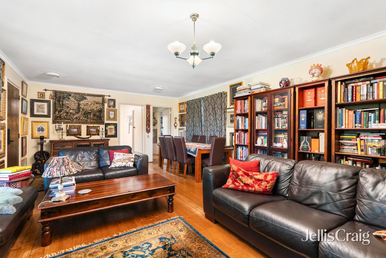7 Zola Court, Glen&nbsp;Waverley image 2