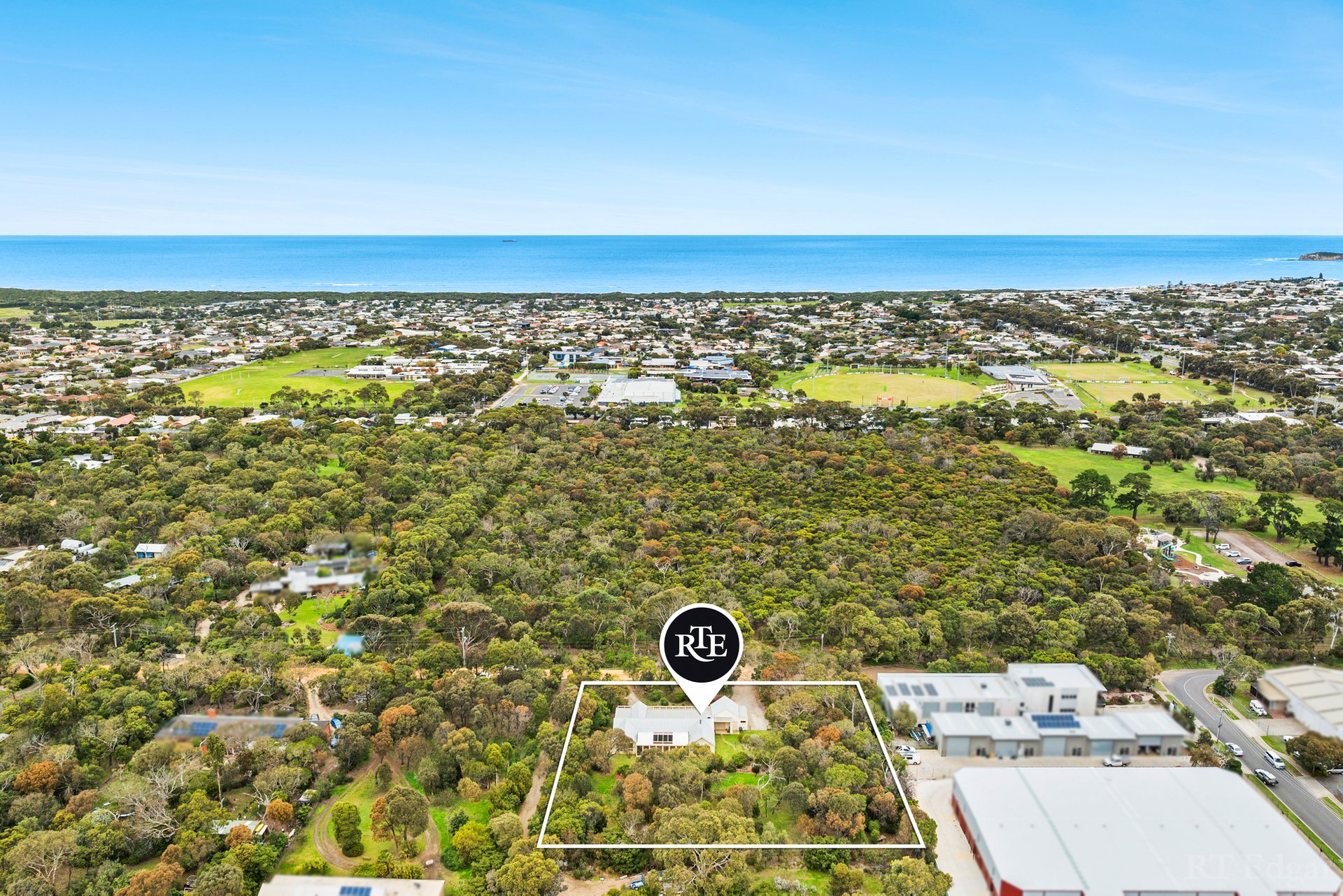 Property Gallery Thumbnail 11