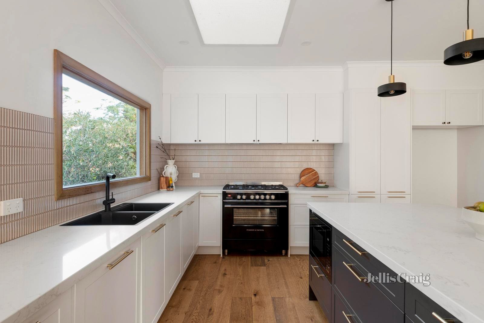 70 Alexandra Street, Greensborough image 4