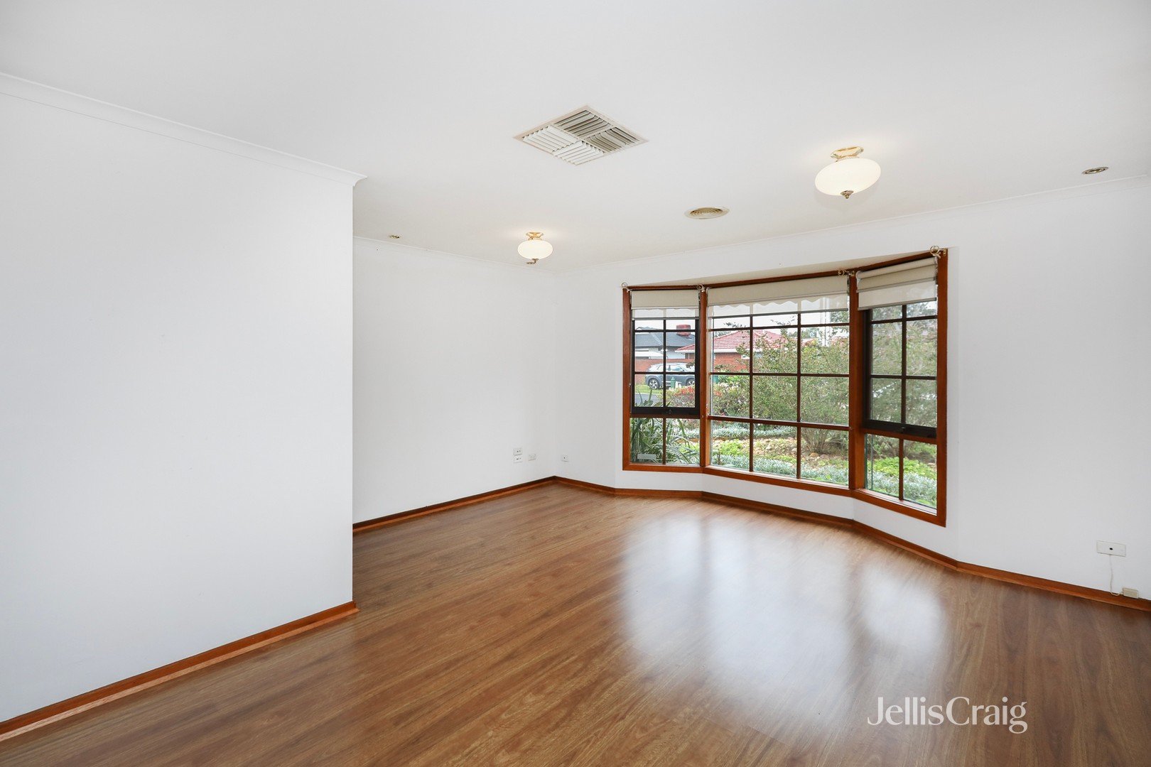 70 Alma Avenue, Altona Meadows image 5