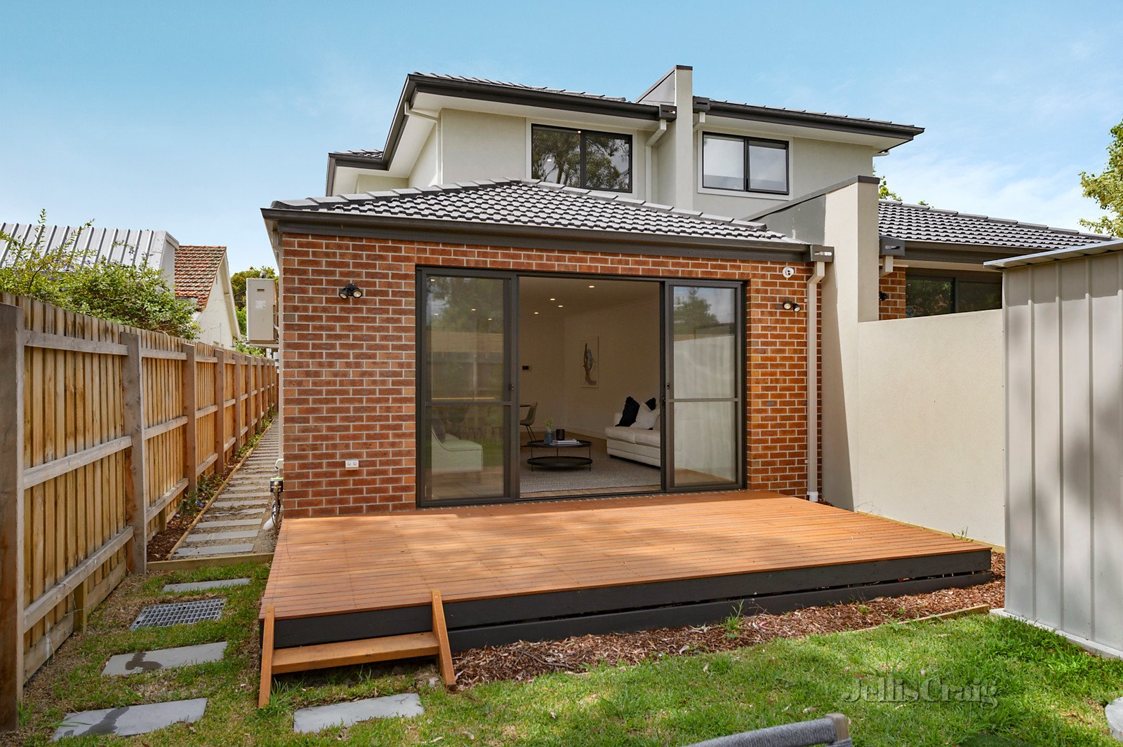 70 Ardrie Road, Malvern East image 1