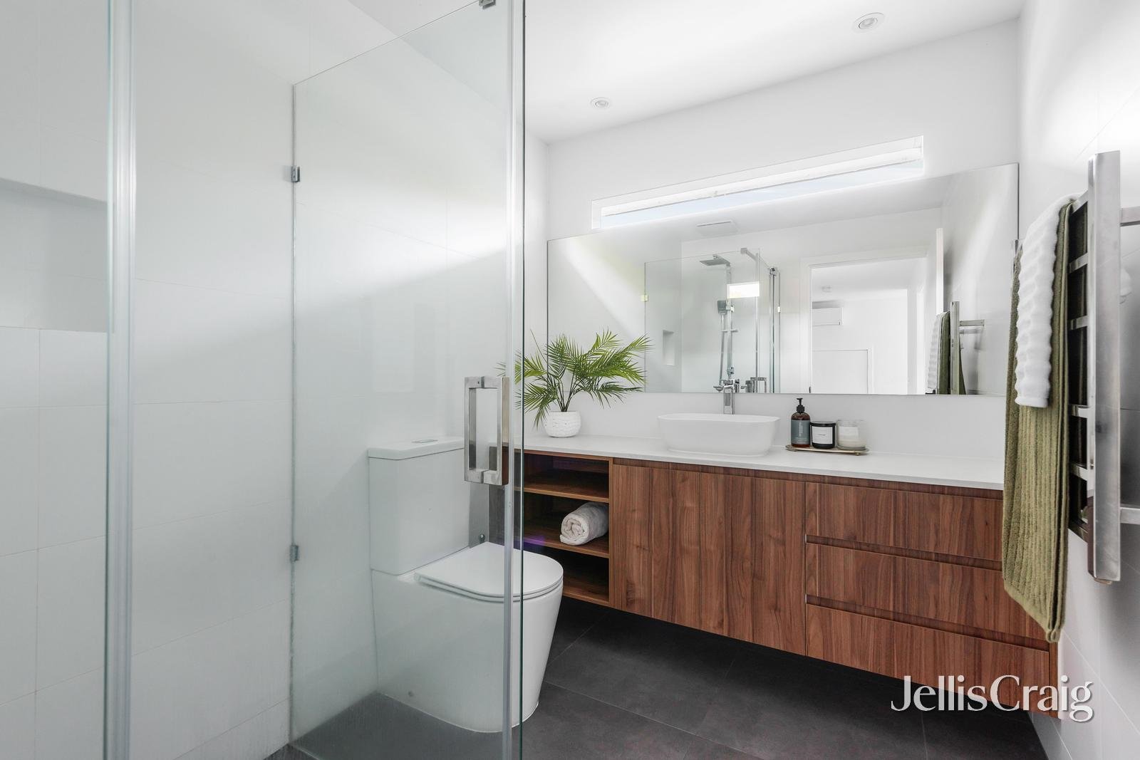 70 Cecil Street, Kew image 11
