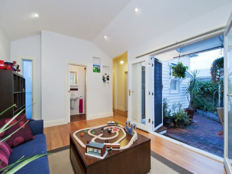 70 Coronation Street KINGSVILLE