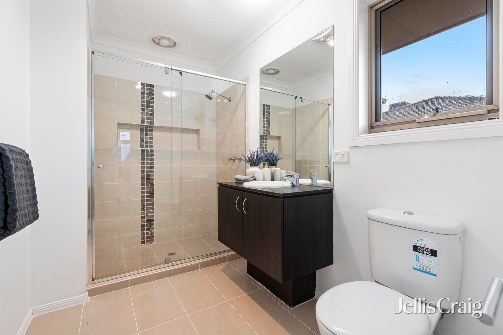 70 Essex Road, Mount&nbsp;Waverley image 16