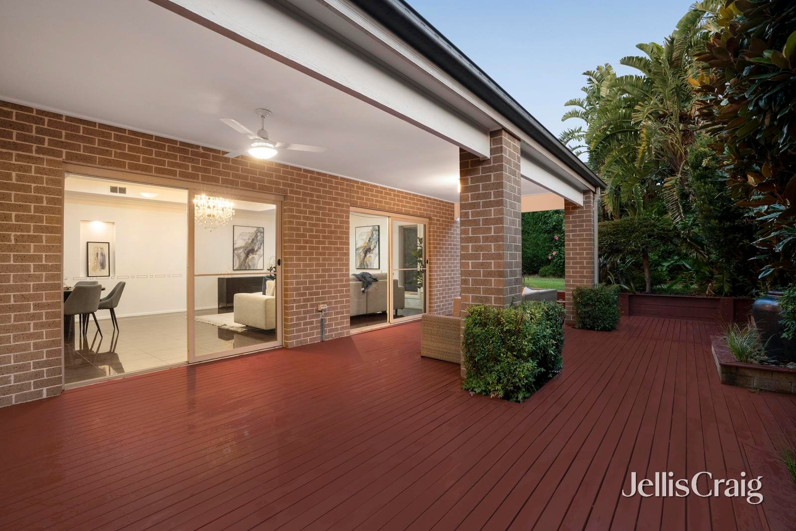 70 Essex Road, Mount&nbsp;Waverley image 19