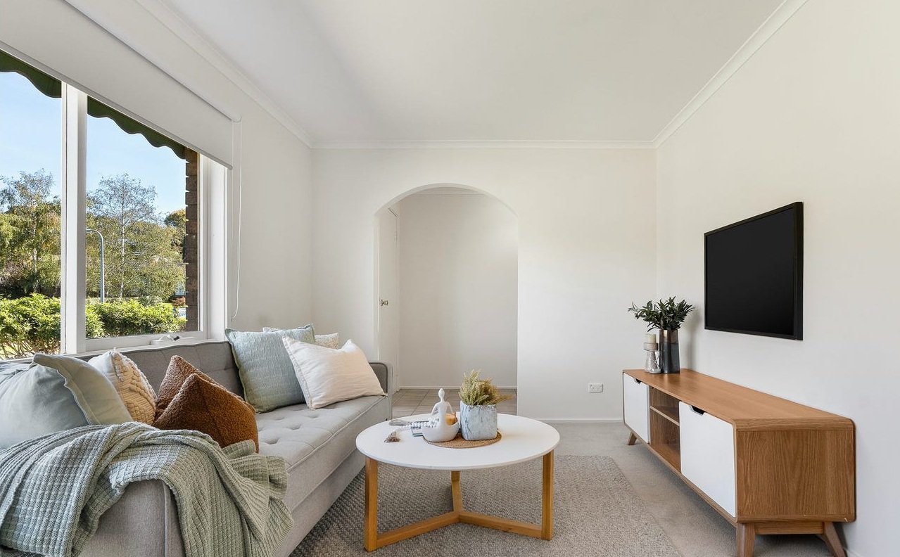 70 Landscape Drive, Mooroolbark image 2
