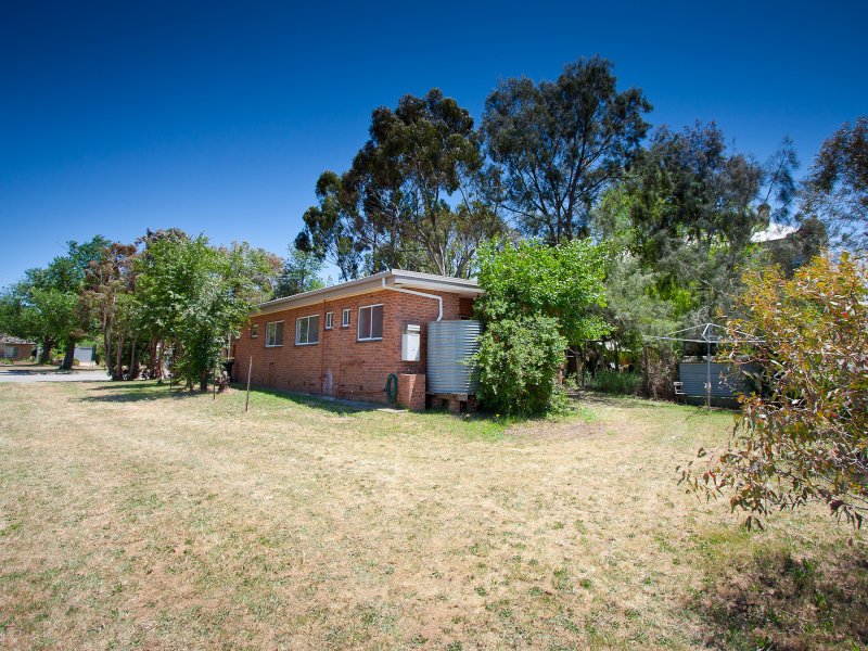 Property Gallery Thumbnail 9