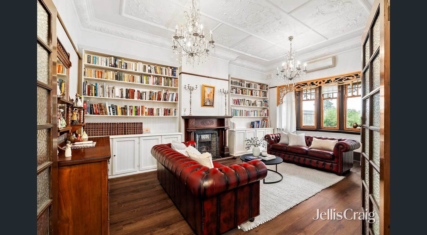 70 Marine Parade, Elwood image 4