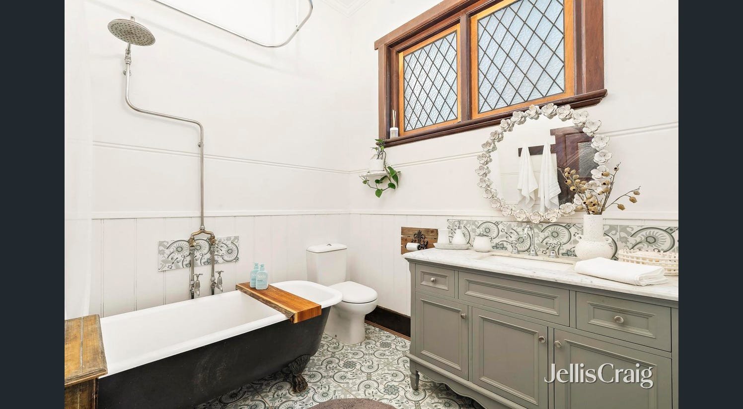 70 Marine Parade, Elwood image 11