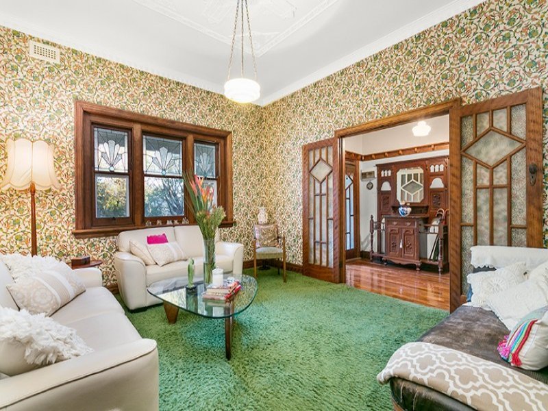 70 Middlesex Road, Surrey Hills image 2