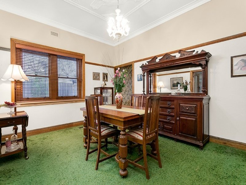 70 Middlesex Road, Surrey Hills image 3