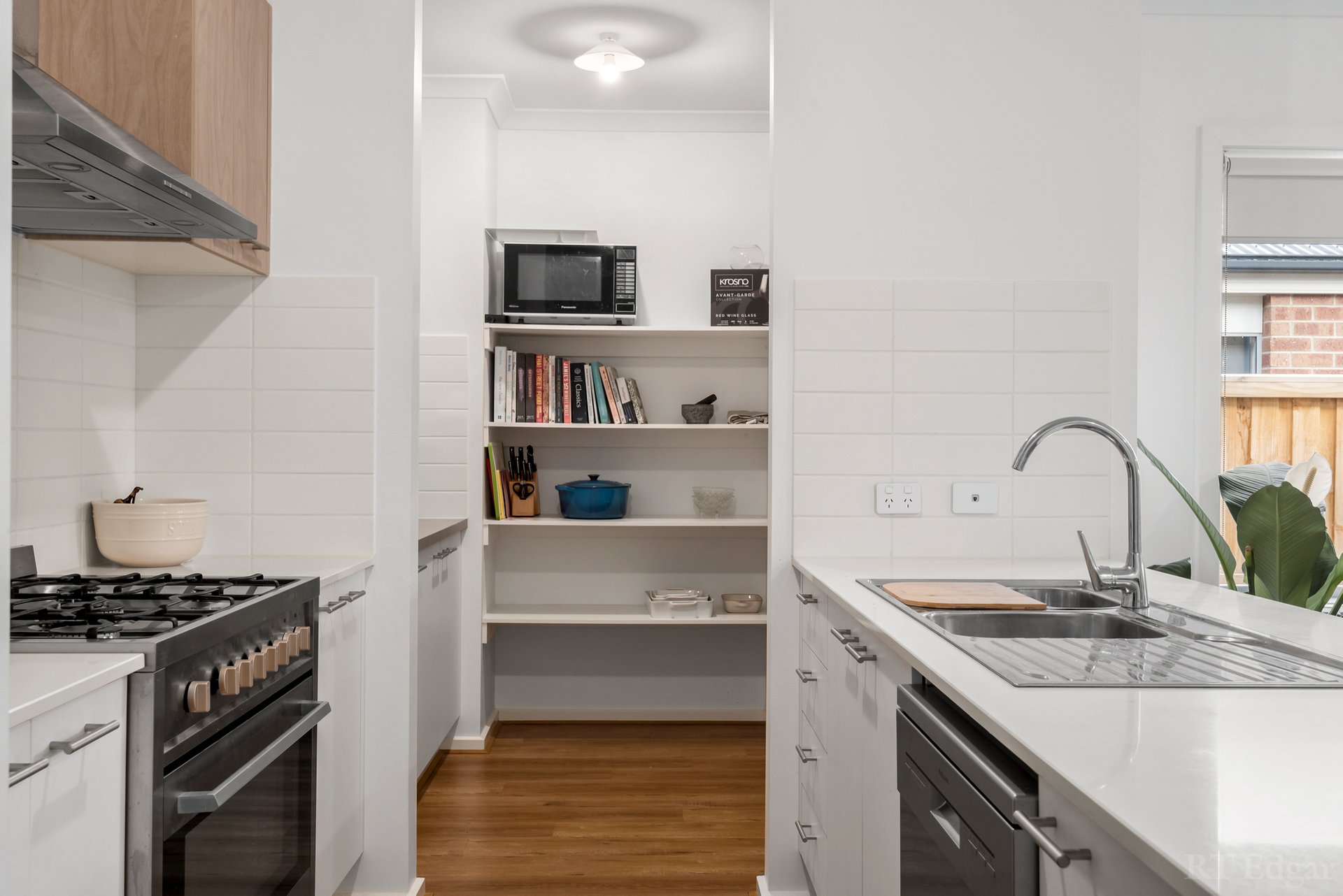 Property Gallery Thumbnail 4