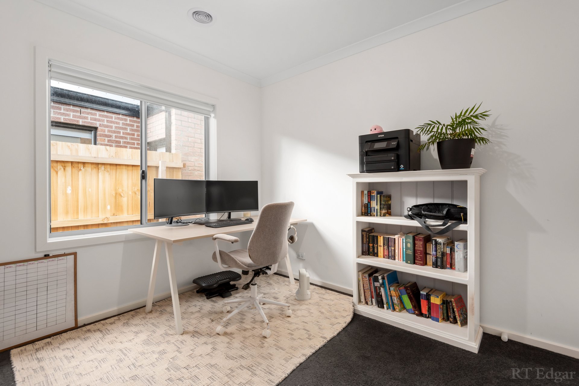 Property Gallery Thumbnail 11