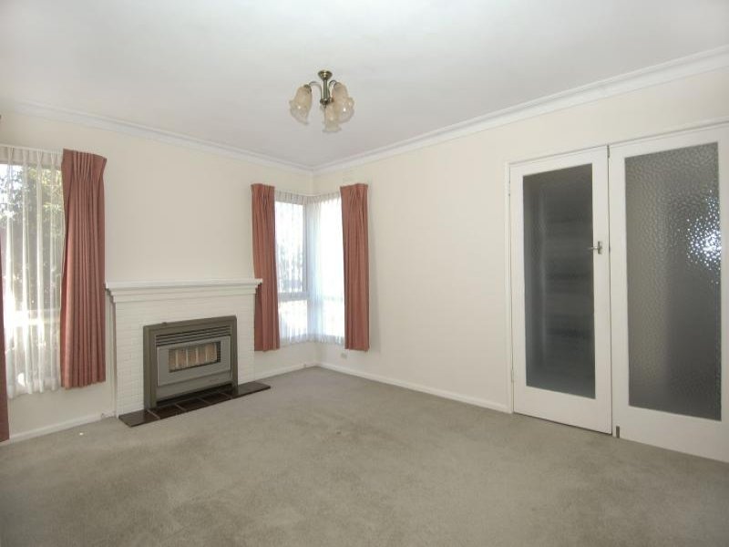 70 Pavo Street, Belmont image 3