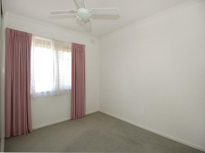70 Pavo Street, Belmont image 4