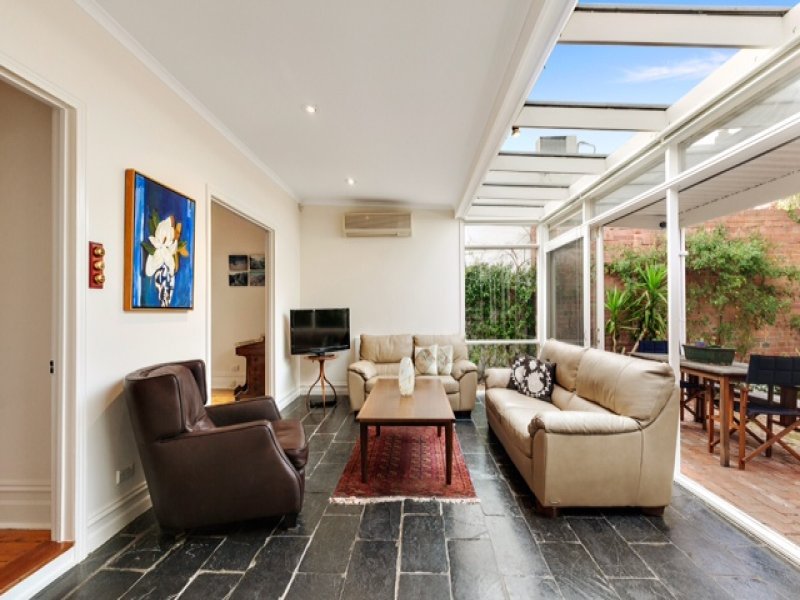 Property Gallery Thumbnail 3
