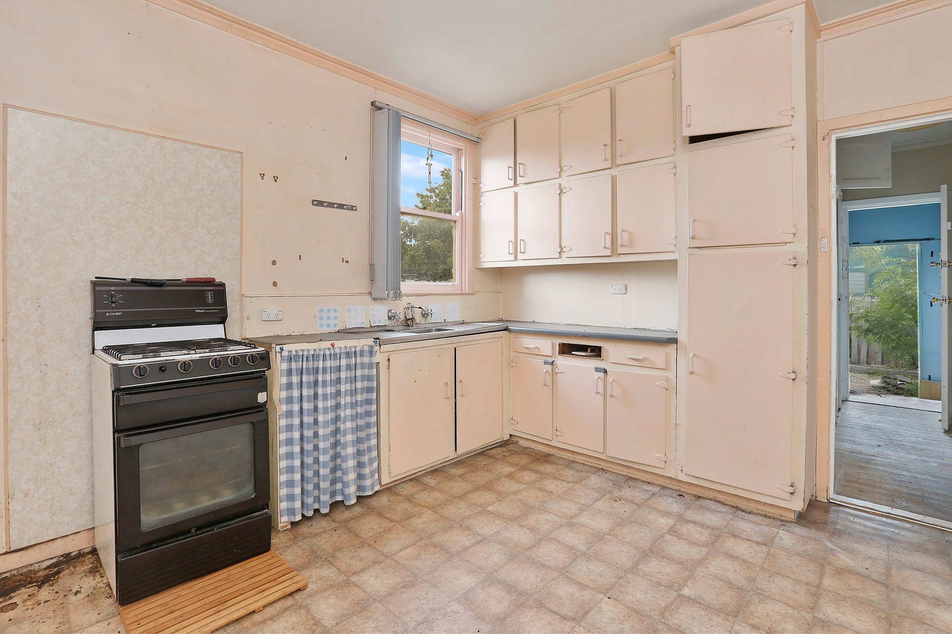 70 Rose Avenue, Norlane image 3