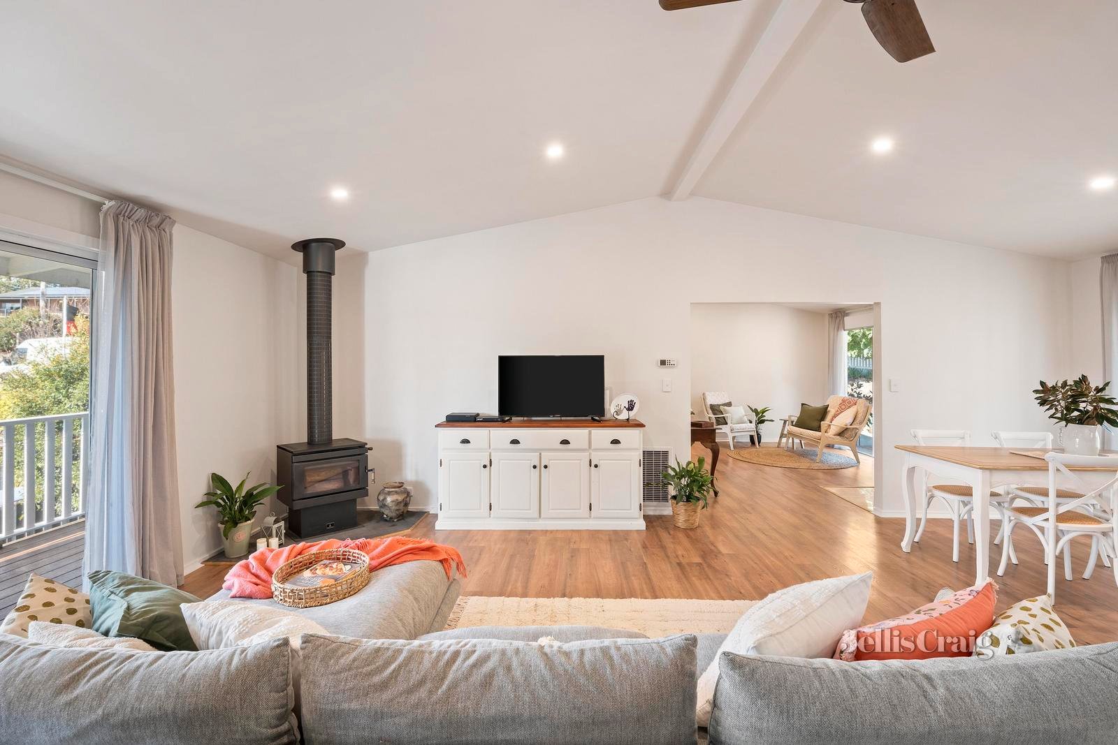 70 Shirley Crescent, Woori Yallock image 3