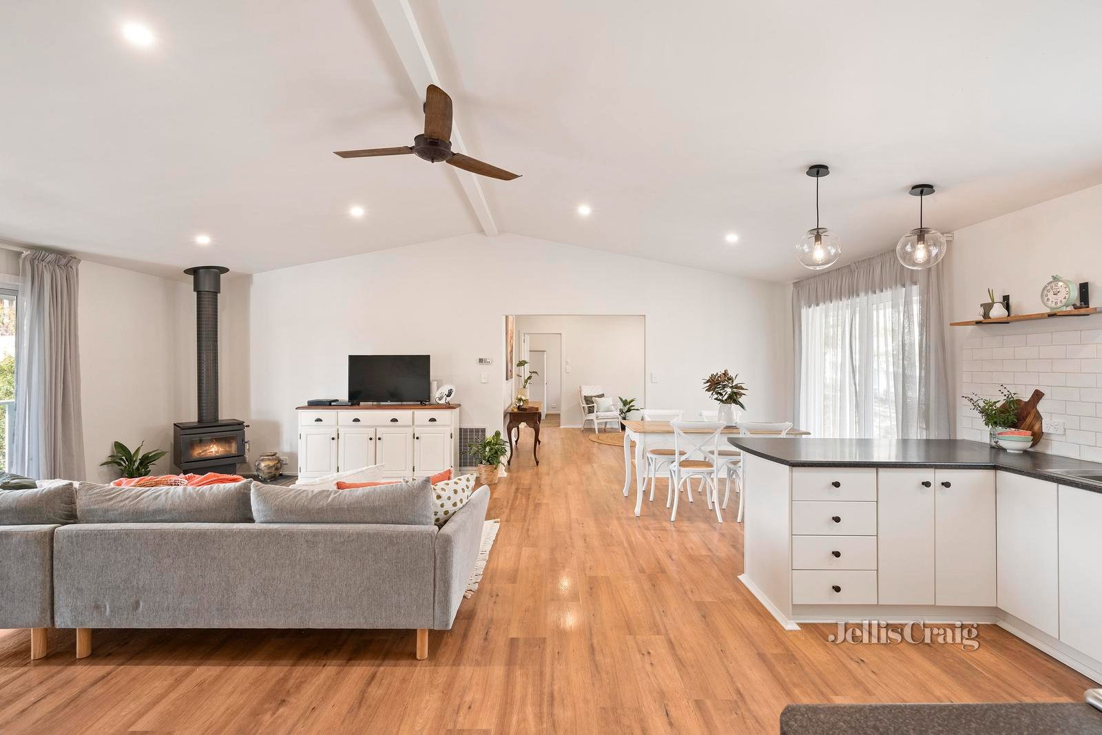 70 Shirley Crescent, Woori Yallock image 5