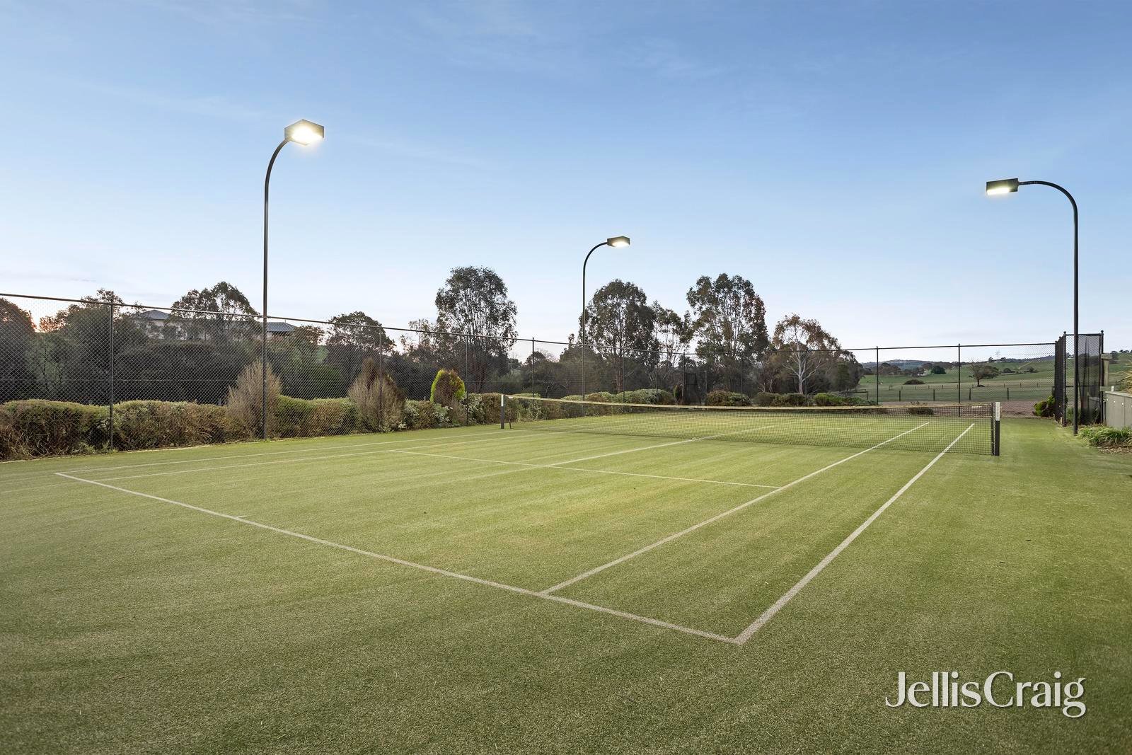70 Sunset Drive, Chirnside Park image 4