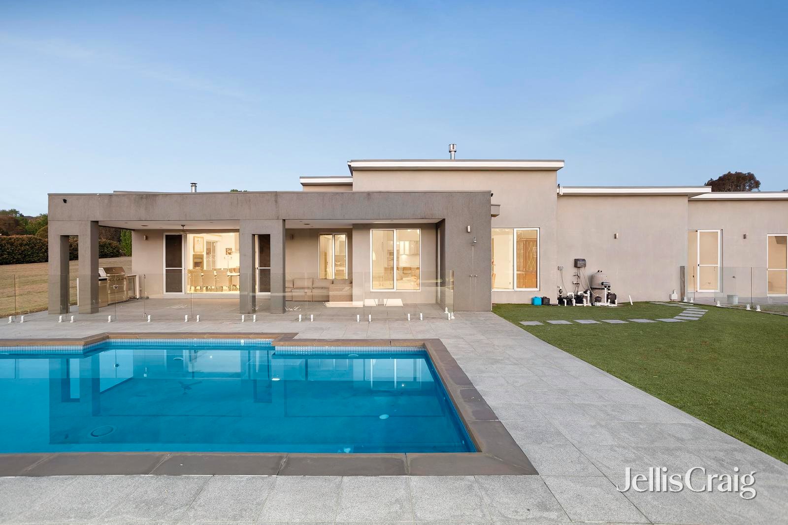 70 Sunset Drive, Chirnside Park image 17