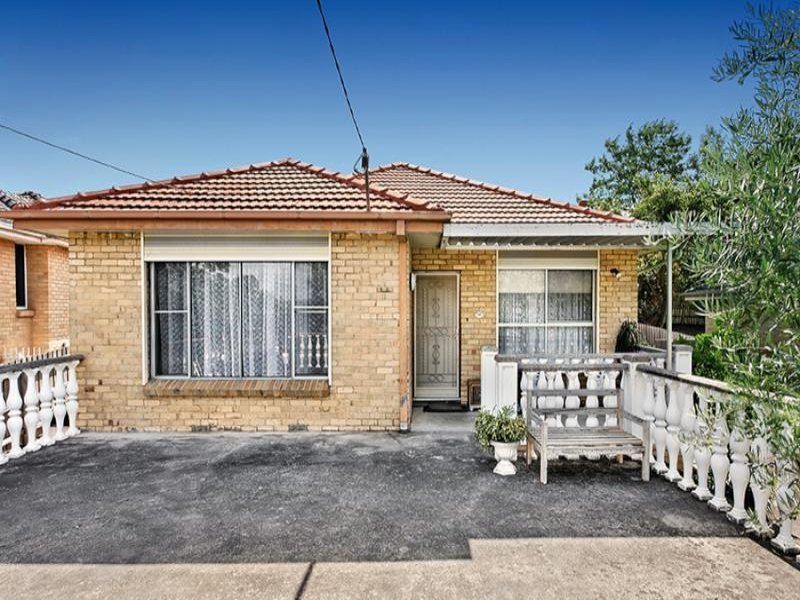 70 Valda Avenue, Mont Albert North image 2