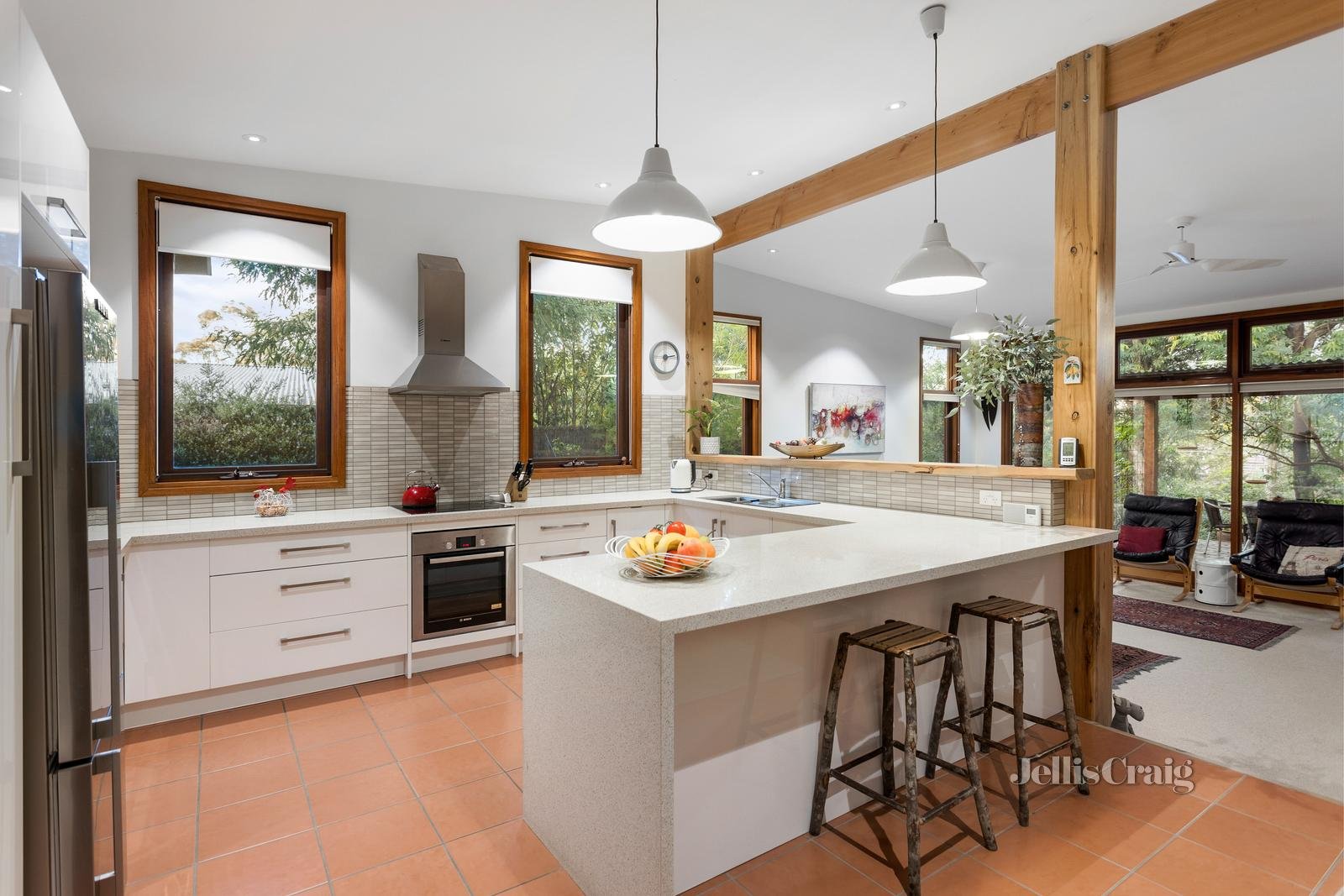70 View Hill Crescent, Eltham image 3