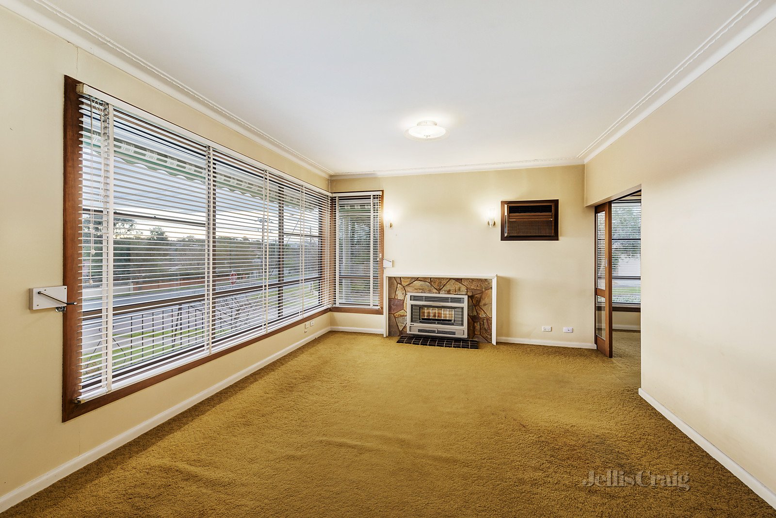 70 Wetherby Road, Doncaster image 2