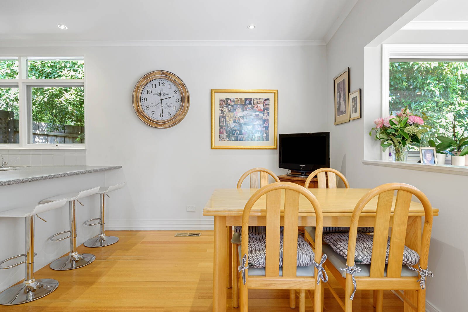 Property Gallery Thumbnail 6