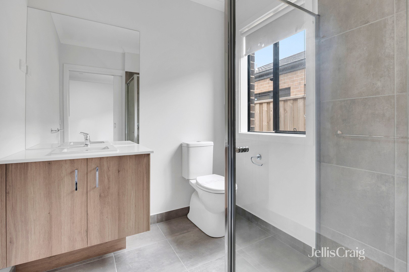 70 Winfred Drive, Mambourin image 13