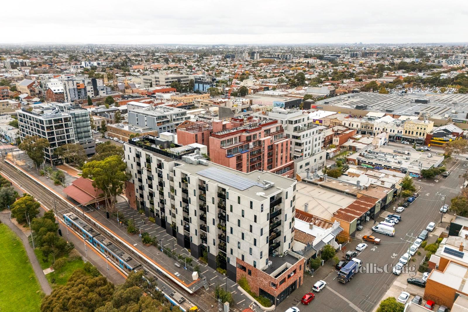 701/27 Wilson Avenue, Brunswick image 2