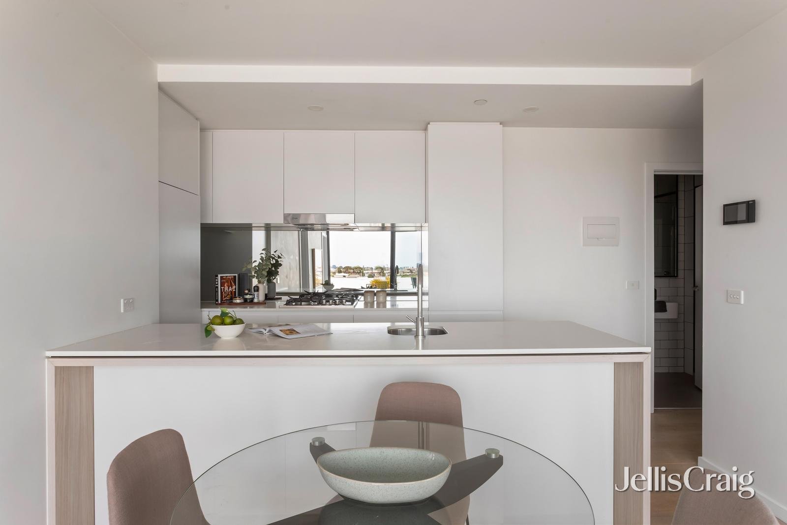 701/36 Regent Street, Richmond image 5