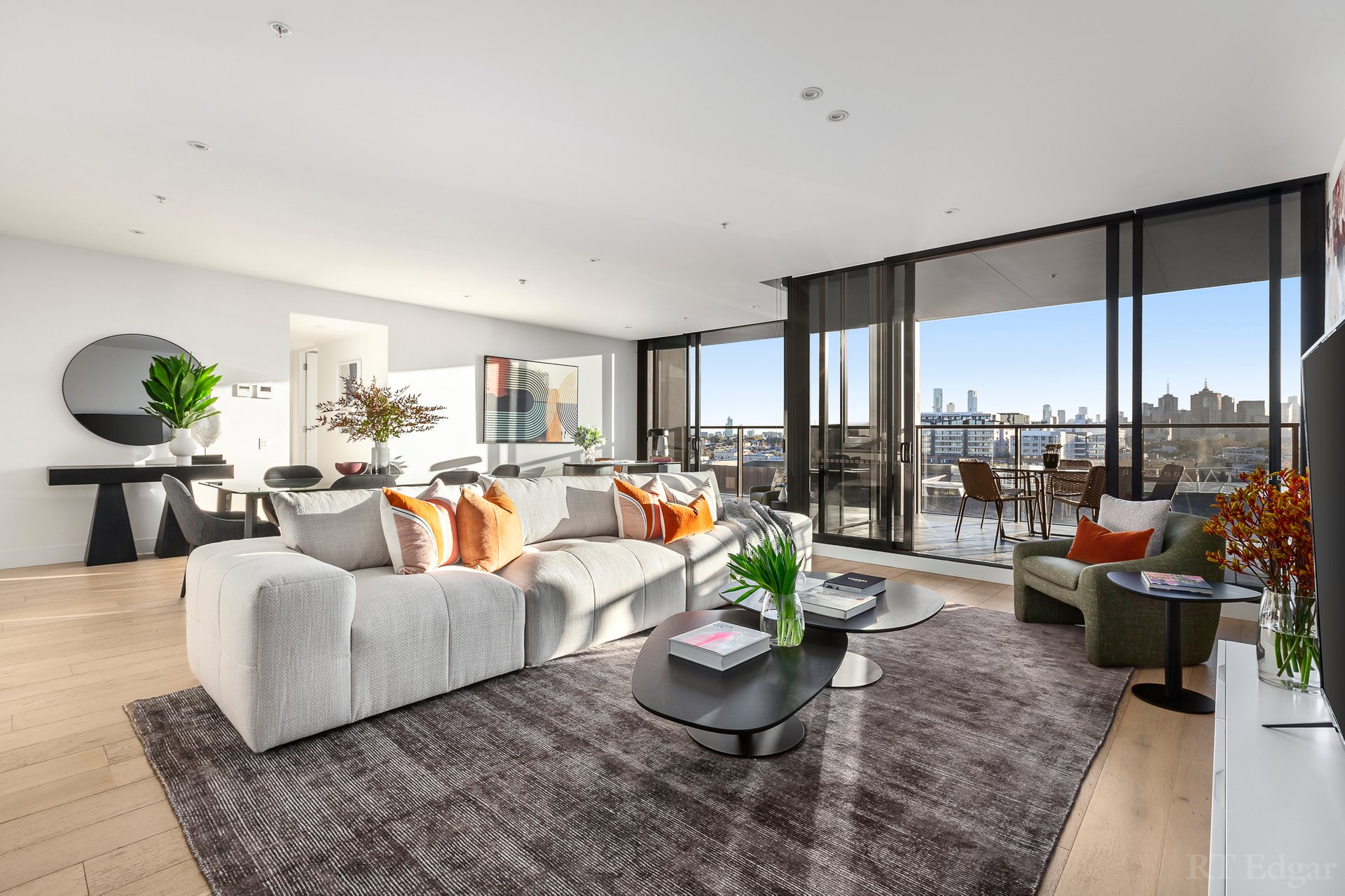 Property Gallery Thumbnail 2