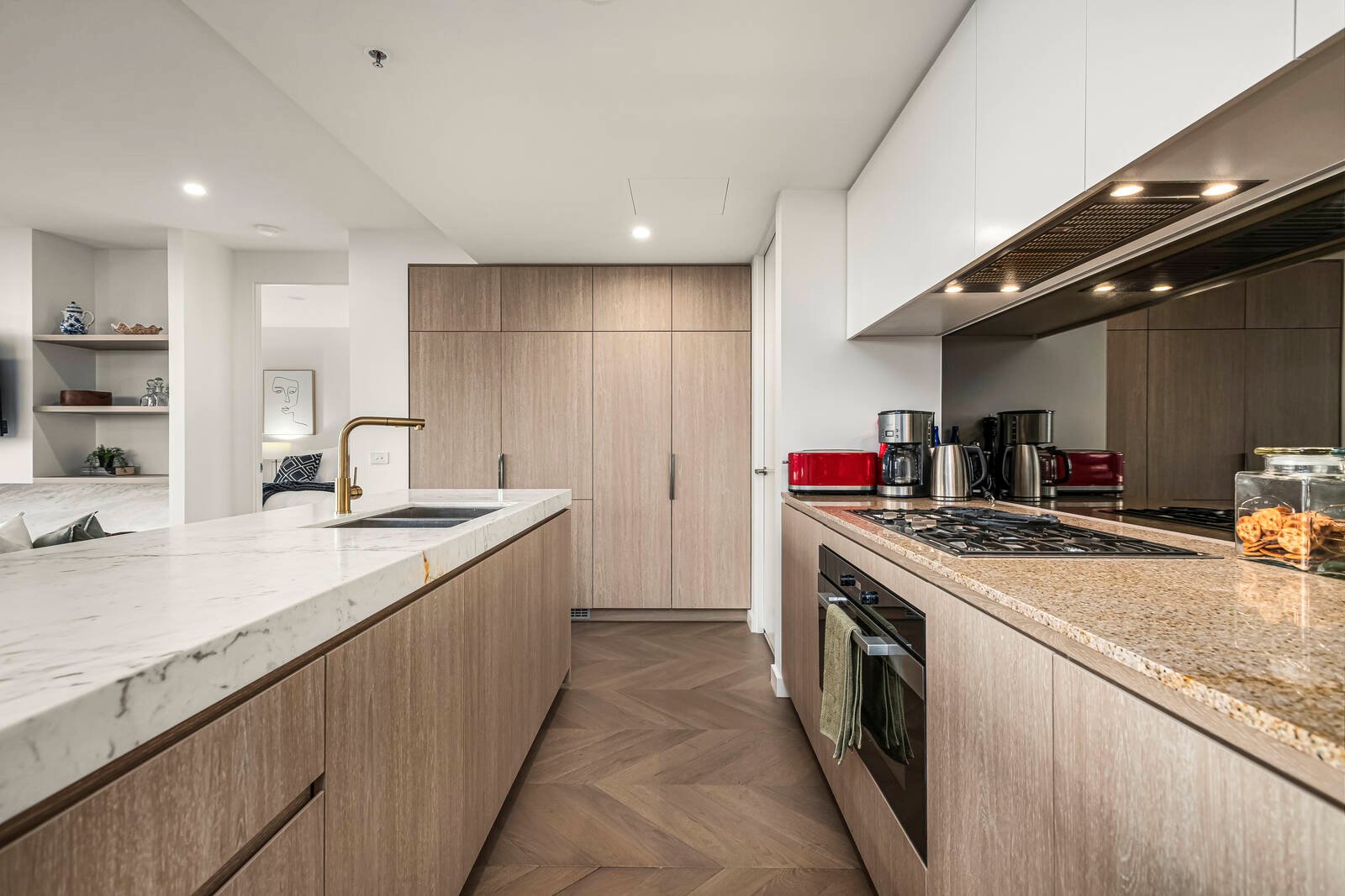 Property Gallery Thumbnail 6