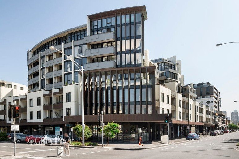 702/55 Bay Street, Port Melbourne image 1