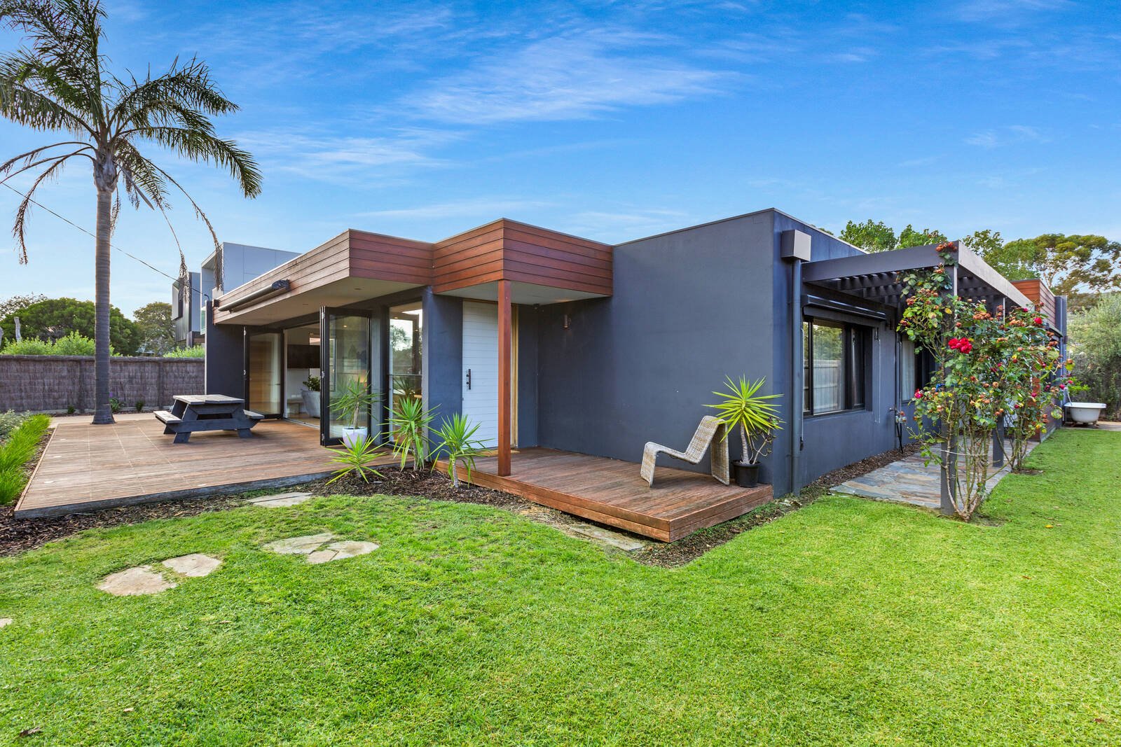 Property Gallery Thumbnail 11