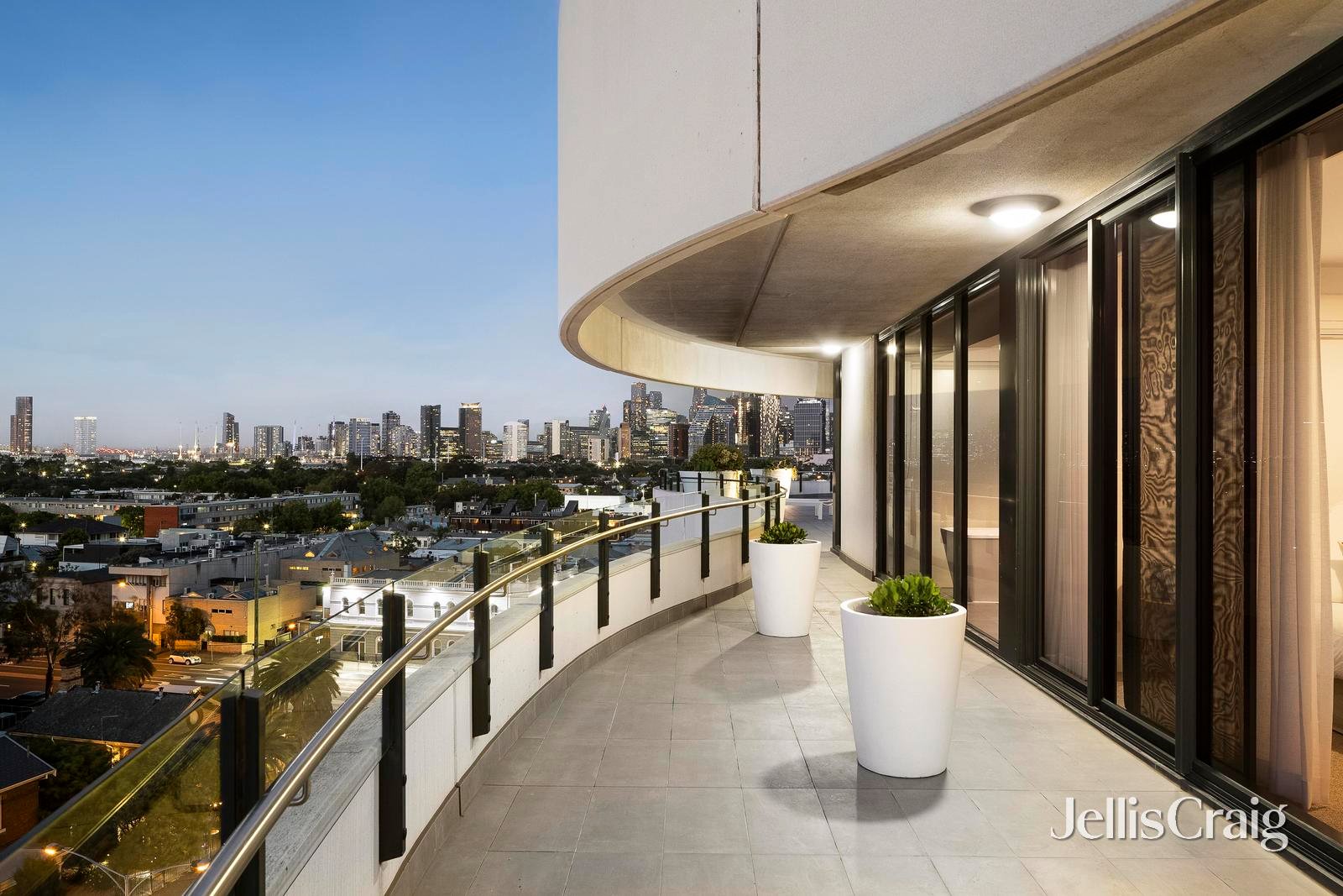 703/108 Bay Street, Port Melbourne image 2