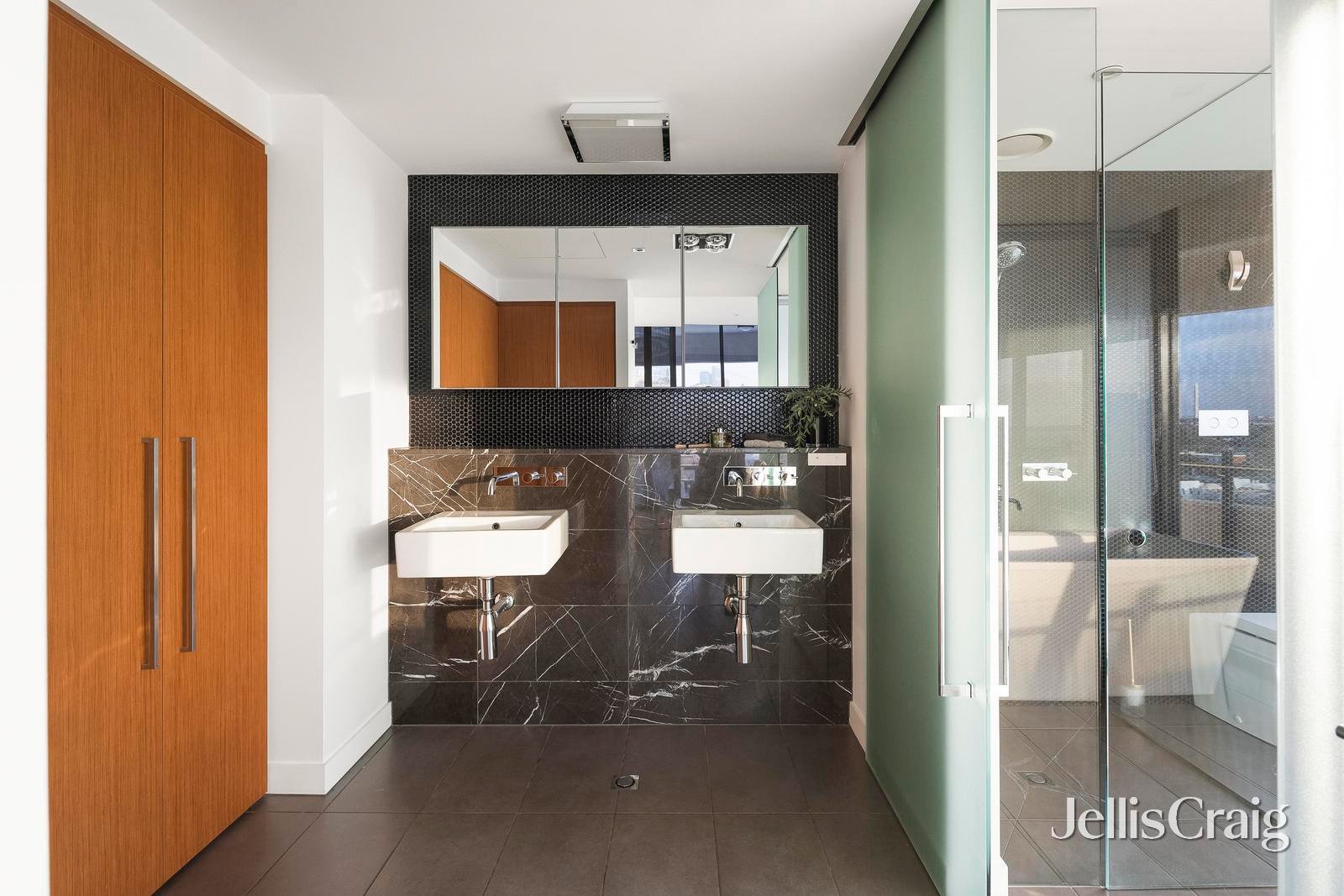 703/108 Bay Street, Port Melbourne image 11