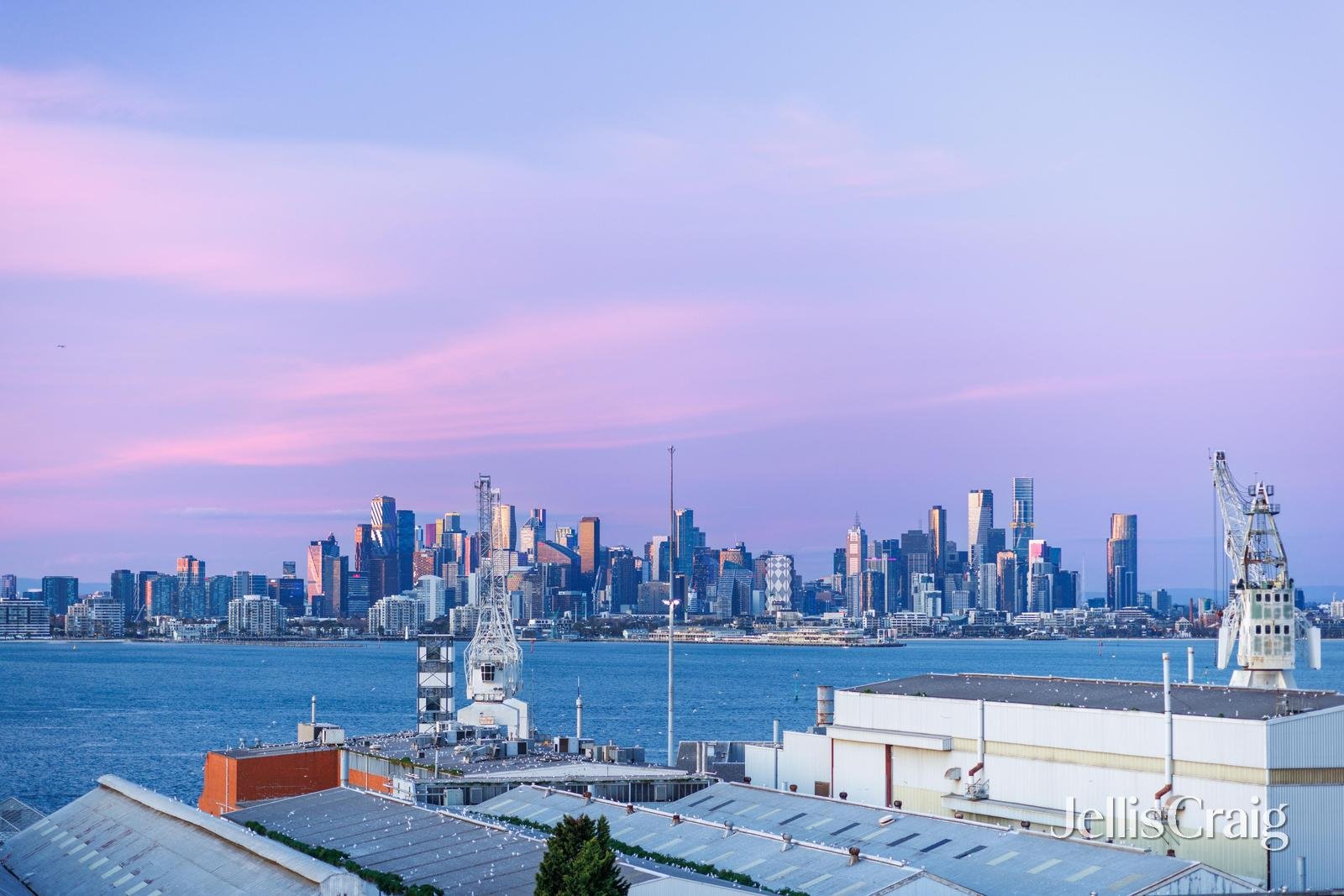 703/29 Waterline Place, Williamstown image 8