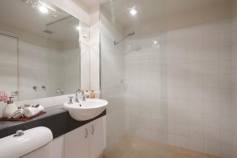 Property Gallery Thumbnail 5