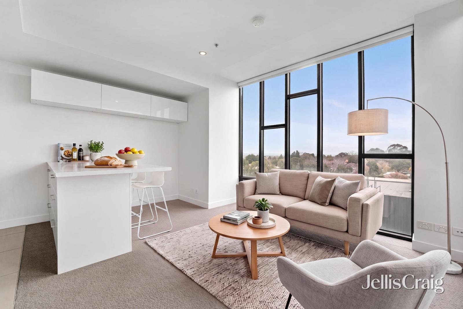 703B/1 Colombo Street, Mitcham image 2