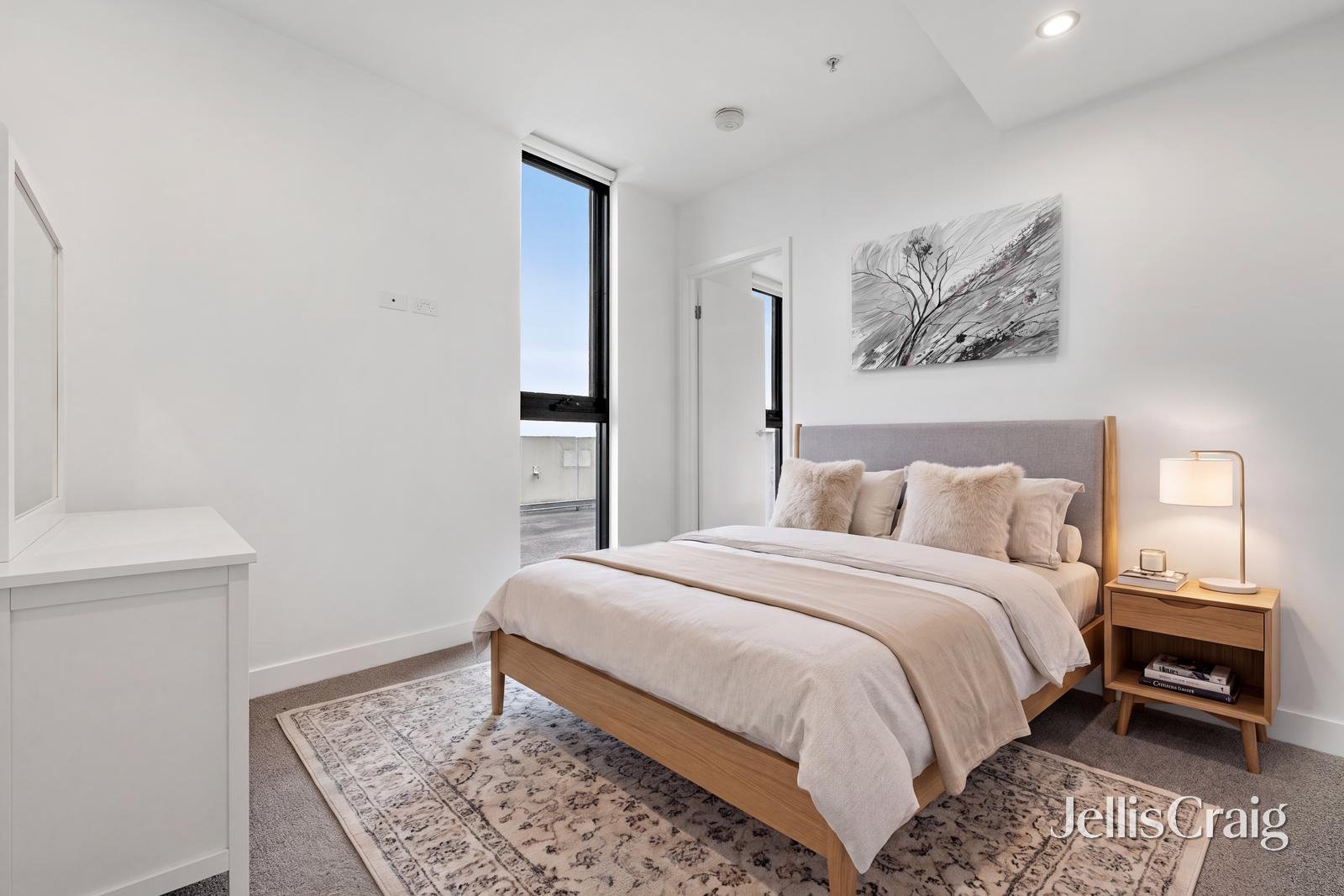 703B/1 Colombo Street, Mitcham image 3