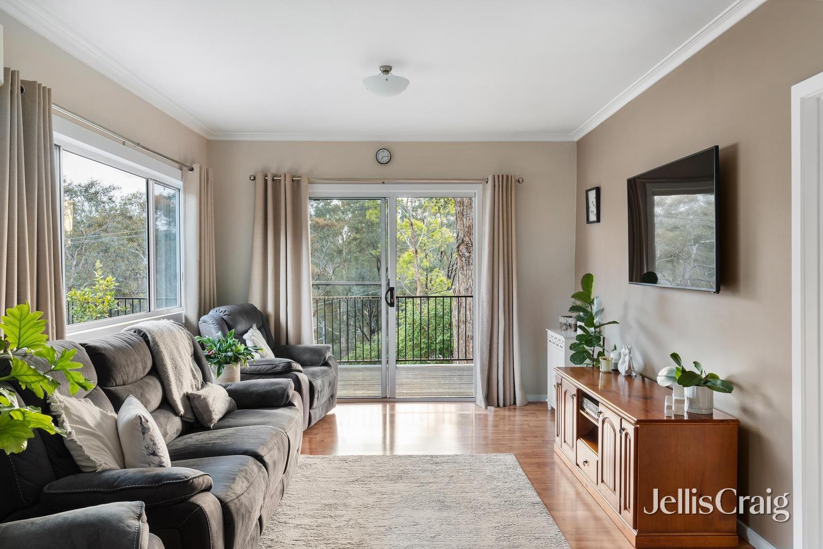 704 Heidelberg-Kinglake Road, Hurstbridge image 4