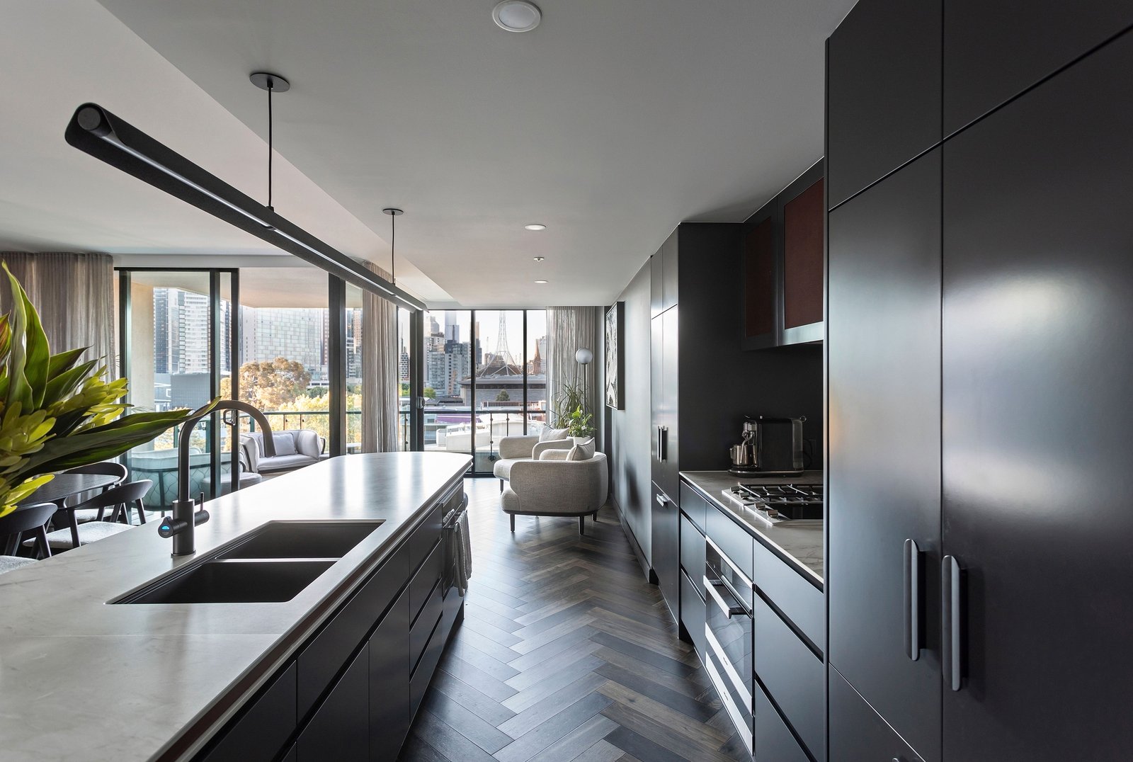 704/250 St Kilda Road, Southbank image 8