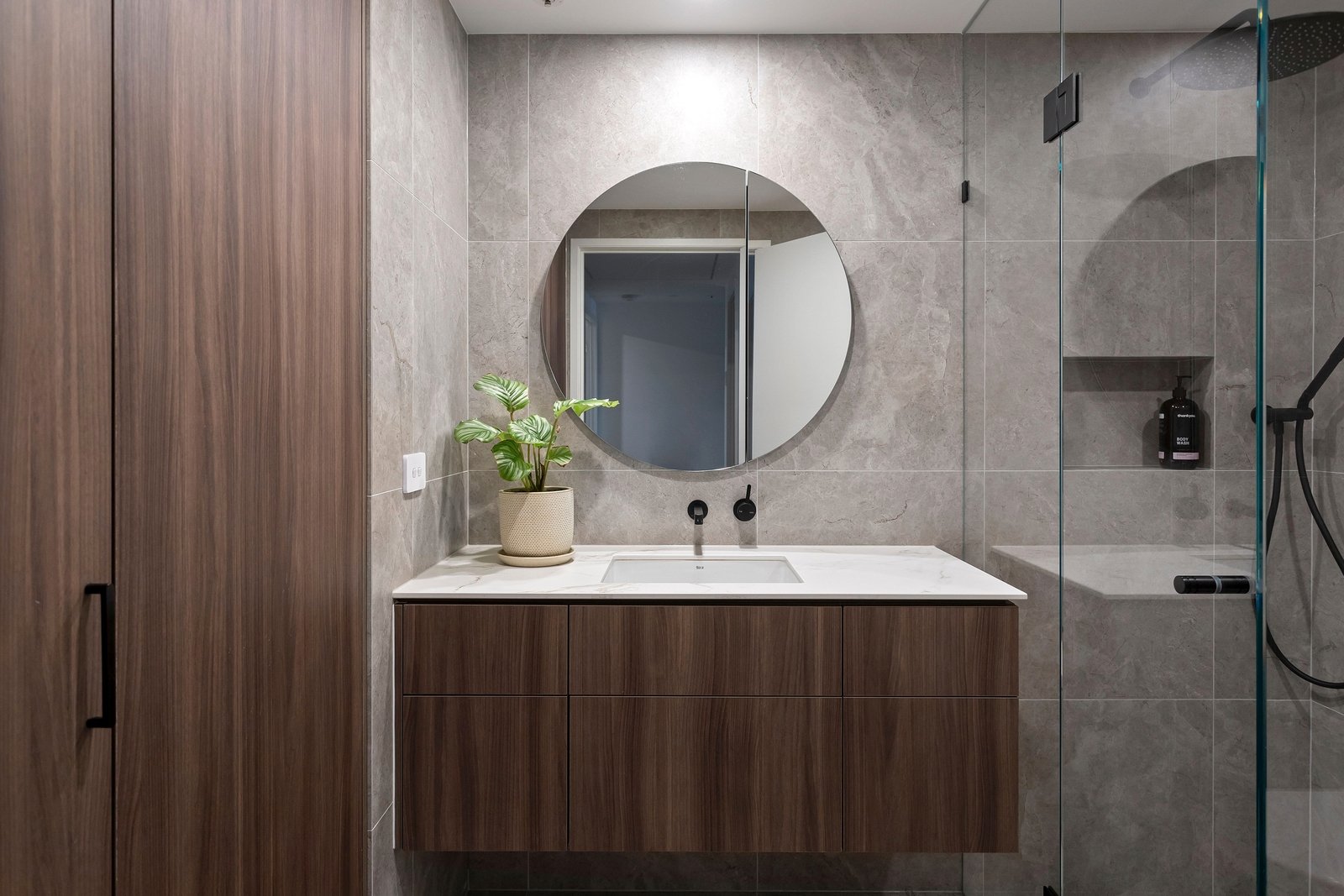 704/250 St Kilda Road, Southbank image 15