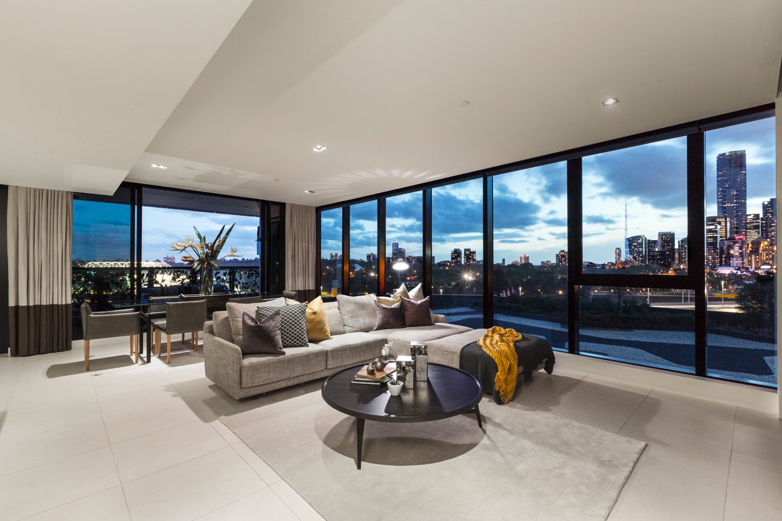 704/279 Wellington Parade South, East Melbourne, VIC, 3002 RT Edgar