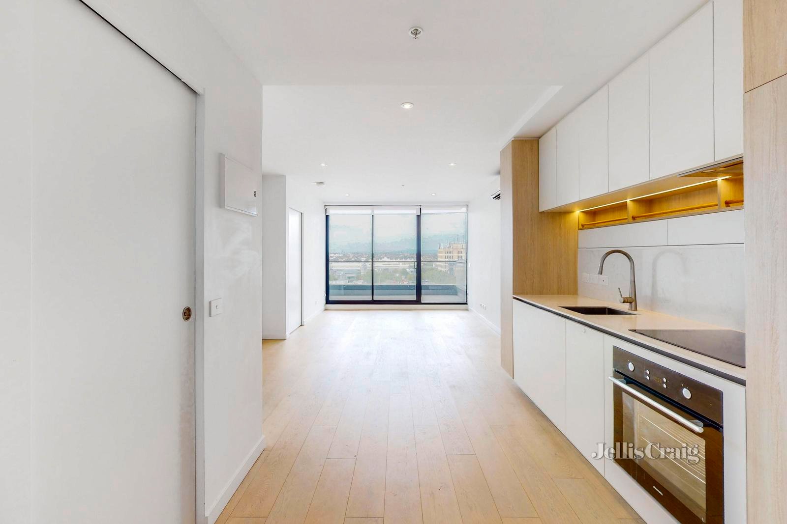 704/40 Hall Street, Moonee Ponds image 1